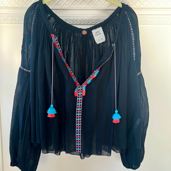 Free People Tops - Free People Black Embroidered Blouse Sz M